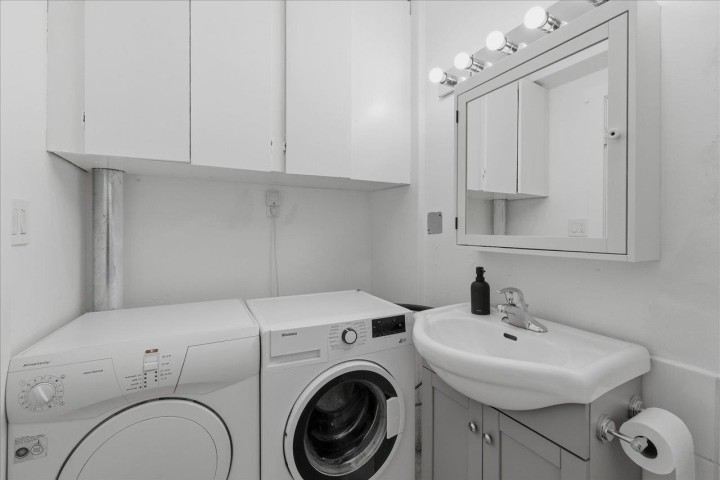 Photo 27 at 14 W 14th Avenue, Mount Pleasant VW, Vancouver West