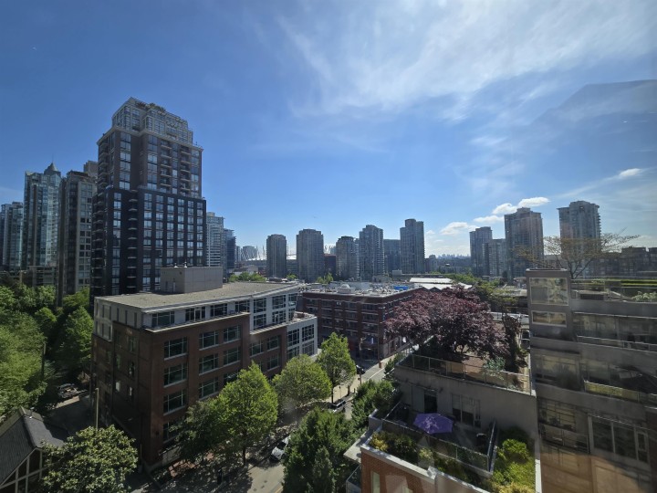 Photo 4 at 903 - 488 Helmcken Street, Yaletown, Vancouver West