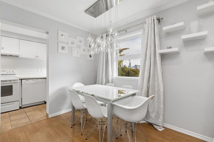 Photo 6 at 206 - 2120 W 2nd Avenue, Kitsilano, Vancouver West