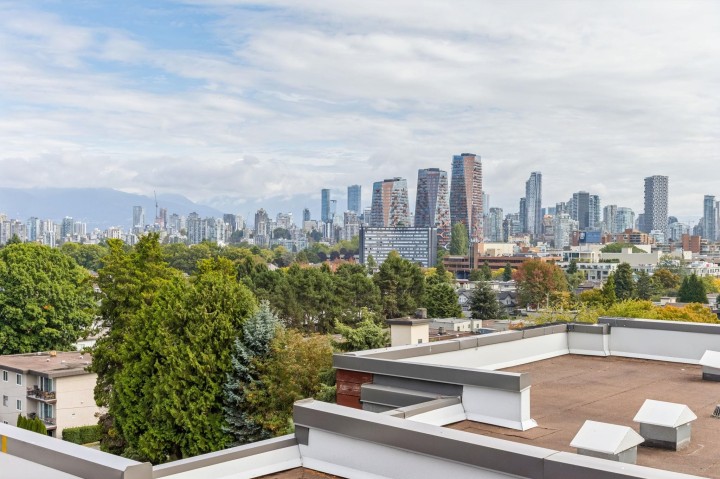 Photo 17 at 206 - 2120 W 2nd Avenue, Kitsilano, Vancouver West