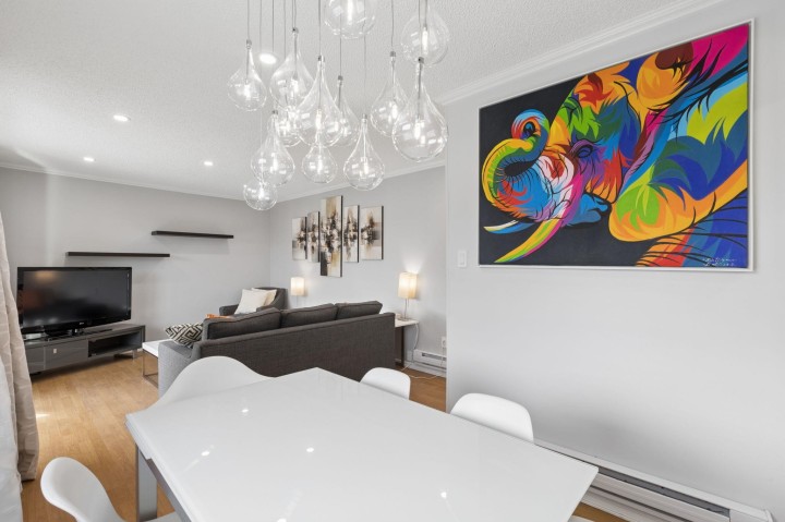 Photo 5 at 206 - 2120 W 2nd Avenue, Kitsilano, Vancouver West