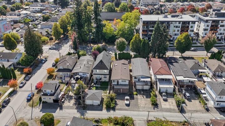 Photo 13 at 2671 E 41st Avenue, Collingwood VE, Vancouver East