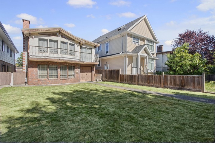 Photo 1 at 2671 E 41st Avenue, Collingwood VE, Vancouver East