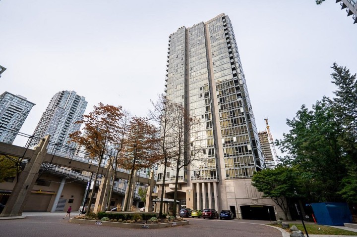 Photo 2 at 2001 - 930 Cambie Street, Yaletown, Vancouver West