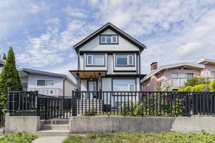 Photo 1 at 6751 Knight Street, South Vancouver, Vancouver East