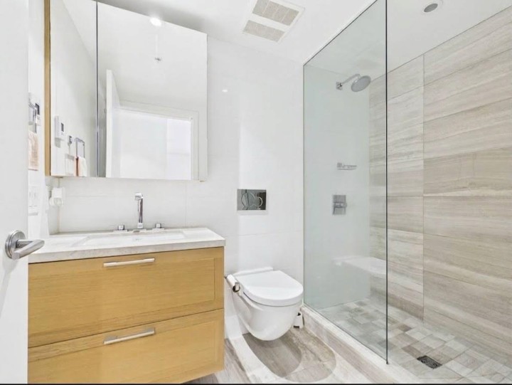 Photo 17 at 311 - 1561 W 57th Avenue, South Granville, Vancouver West