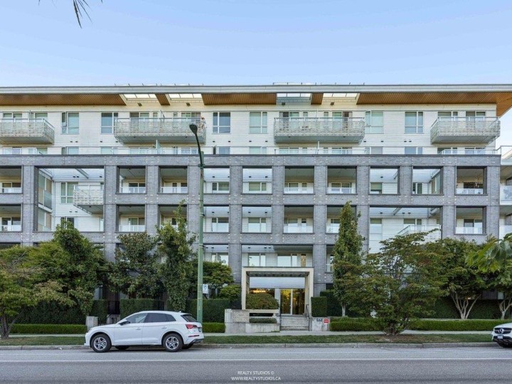 Photo 34 at 306 - 6677 Cambie Street, South Cambie, Vancouver West