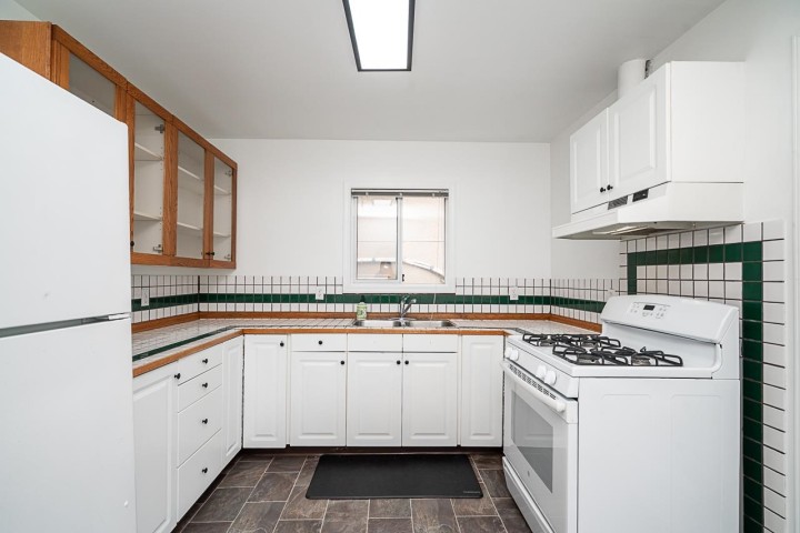 Photo 12 at 2948 Grant Street, Renfrew VE, Vancouver East