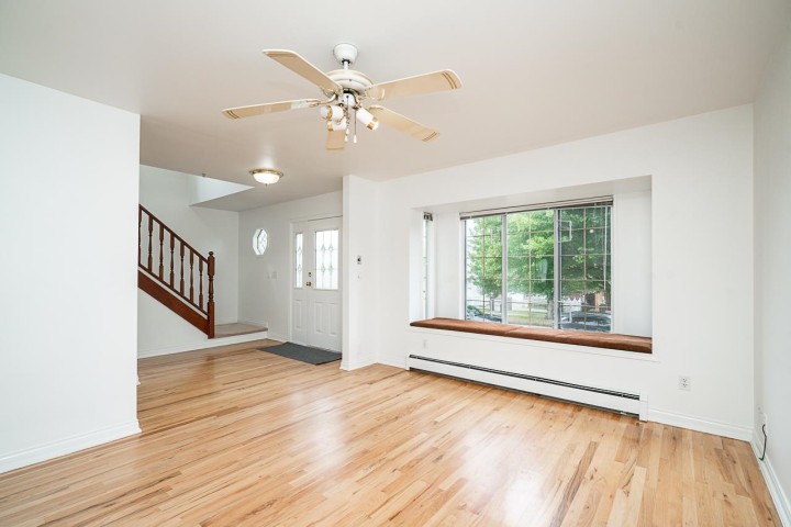 Photo 7 at 2948 Grant Street, Renfrew VE, Vancouver East