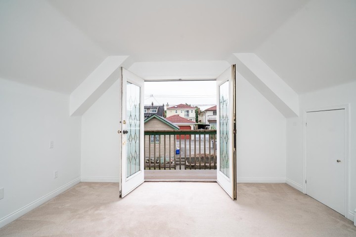 Photo 24 at 2948 Grant Street, Renfrew VE, Vancouver East