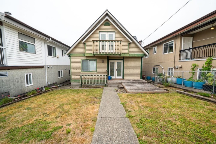 Photo 38 at 2948 Grant Street, Renfrew VE, Vancouver East