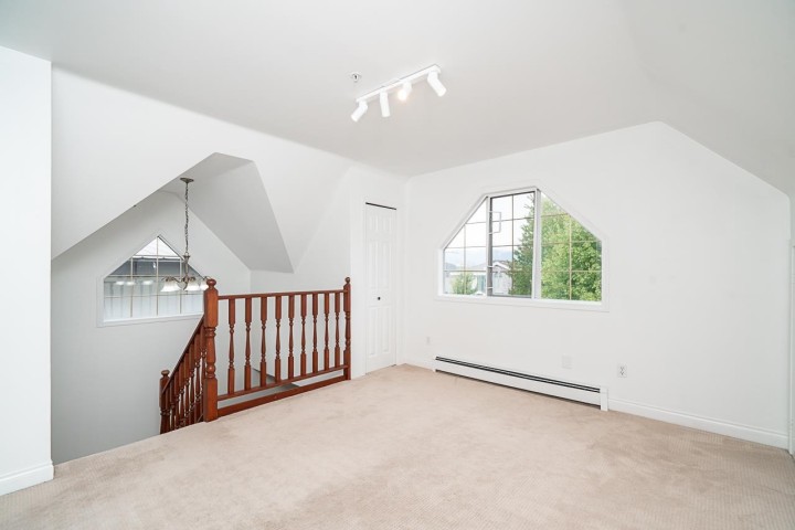 Photo 19 at 2948 Grant Street, Renfrew VE, Vancouver East