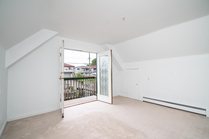 Photo 25 at 2948 Grant Street, Renfrew VE, Vancouver East