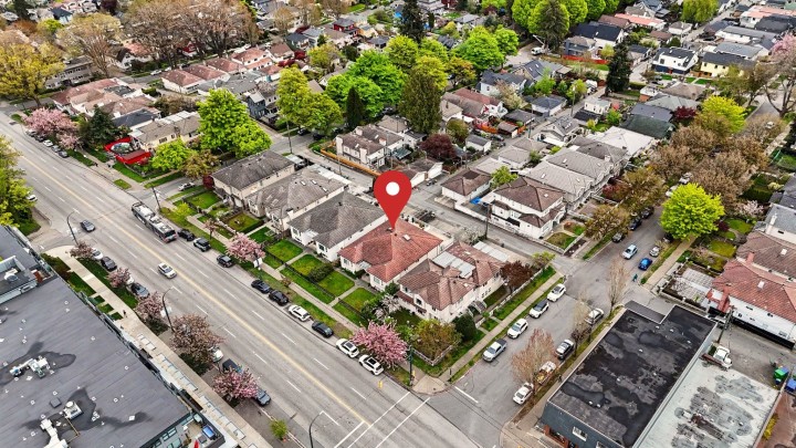 Photo 9 at 3840 Fraser Street, Fraser VE, Vancouver East