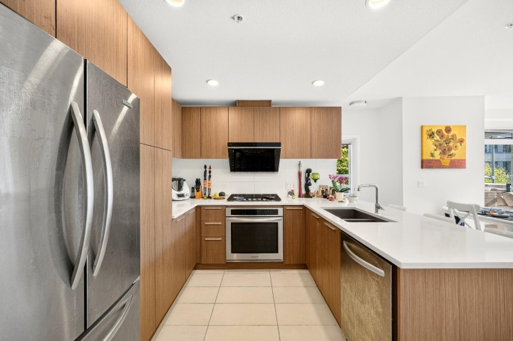 Photo 17 at 218 - 6033 Gray Avenue, University VW, Vancouver West