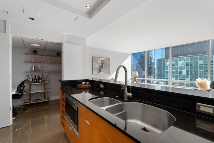 Photo 18 at 2605 - 1077 W Cordova Street, Coal Harbour, Vancouver West