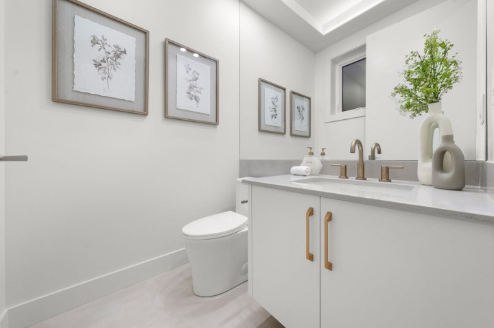 Photo 26 at 1 - 1582 E 2nd Avenue, Grandview Woodland, Vancouver East