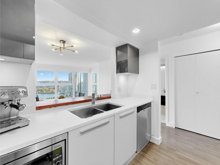 Photo 18 at 1904 - 1323 Homer Street, Yaletown, Vancouver West