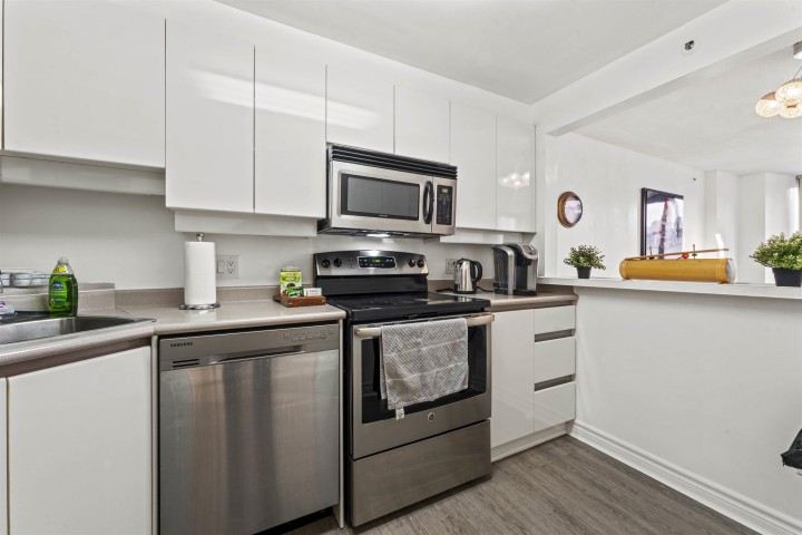 Photo 5 at 2102 - 930 Cambie Street, Yaletown, Vancouver West