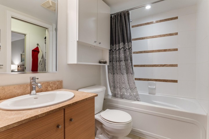 Photo 15 at 306 - 977 Mainland Street, Yaletown, Vancouver West