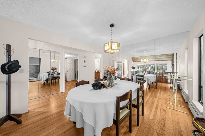 Photo 11 at 2843 W 22nd Avenue, Arbutus, Vancouver West
