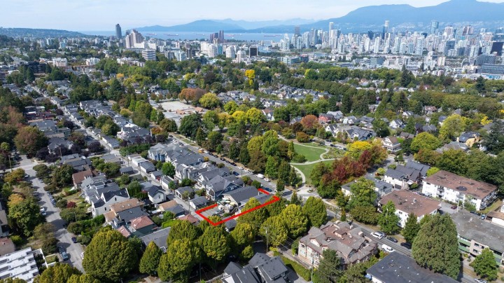 Photo 17 at 18-24 W 16th Avenue, Cambie, Vancouver West