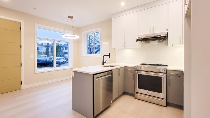 Photo 9 at 3431 E 23rd Avenue, Renfrew Heights, Vancouver East