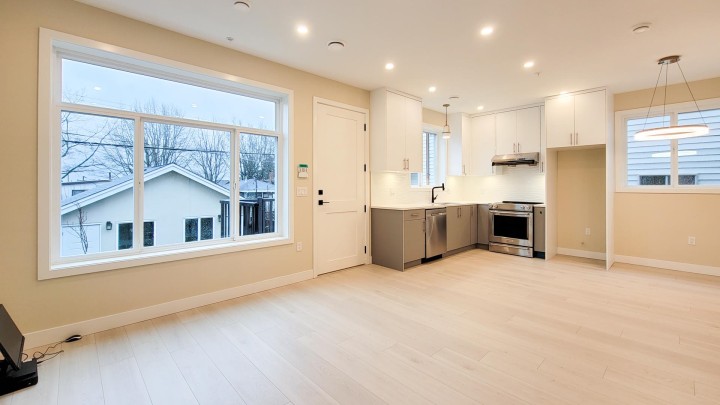 Photo 10 at 3433 E 23rd Avenue, Renfrew Heights, Vancouver East