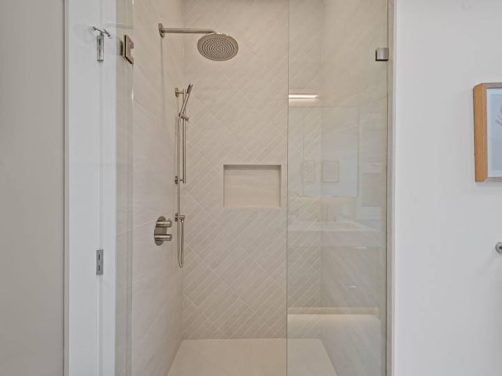 Photo 34 at 2005 E 13th Avenue, Grandview Woodland, Vancouver East