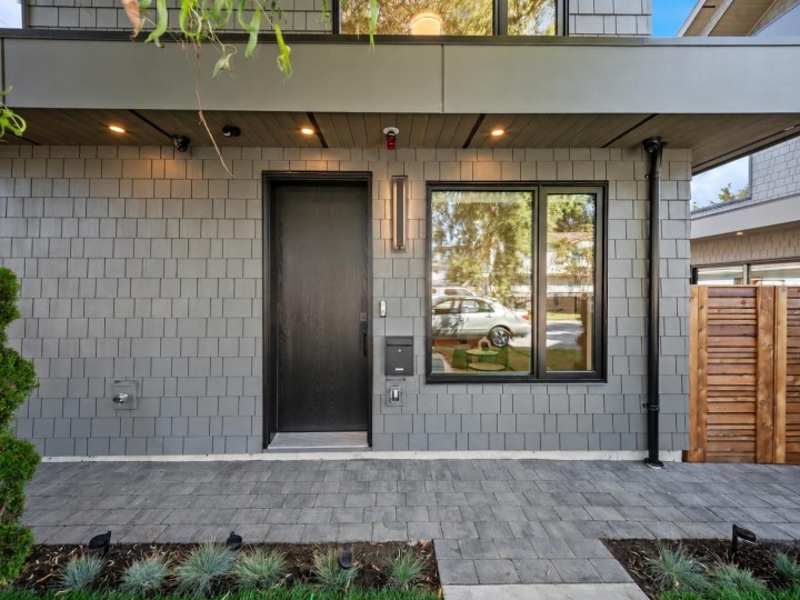 Photo 2 at 2866 Semlin Drive, Grandview Woodland, Vancouver East