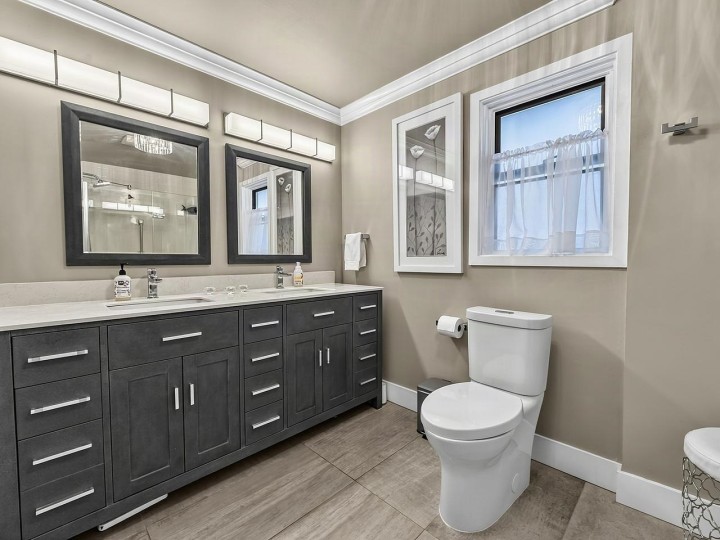 Photo 14 at 295 W 17th Avenue, Cambie, Vancouver West