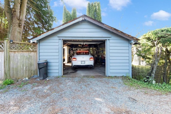Photo 33 at 1921 Fulton Avenue, Ambleside, West Vancouver