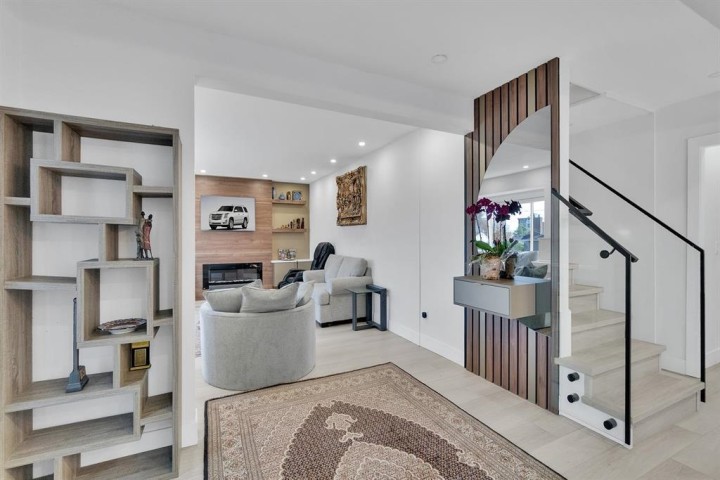 Photo 4 at 1921 Fulton Avenue, Ambleside, West Vancouver