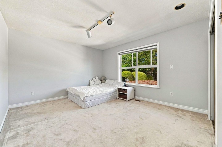 Photo 27 at 1039 W 29th Avenue, Shaughnessy, Vancouver West