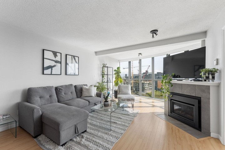 Photo 2 at 1603 - 1128 Quebec Street, Downtown VE, Vancouver East