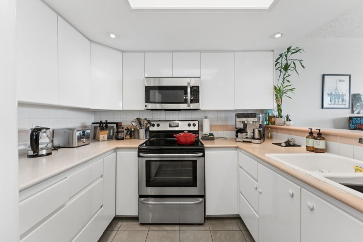 Photo 14 at 1603 - 1128 Quebec Street, Downtown VE, Vancouver East