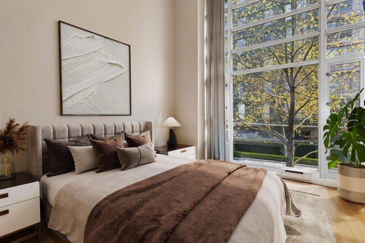 Photo 9 at 2P - 1033 Marinaside Crescent, Yaletown, Vancouver West