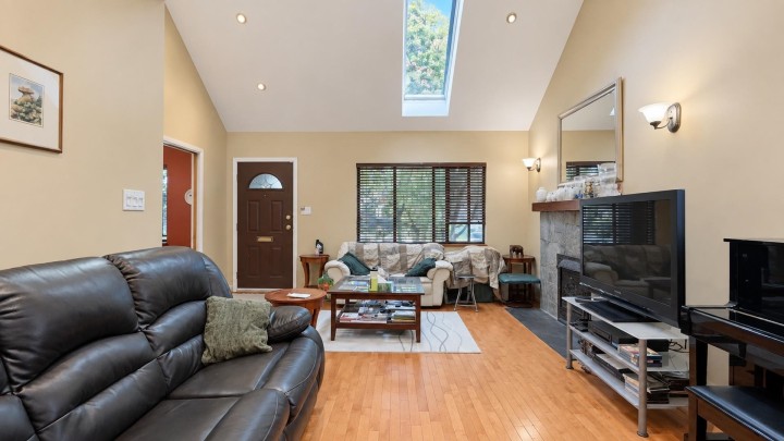 Photo 7 at 3841 W 23rd Avenue, Dunbar, Vancouver West