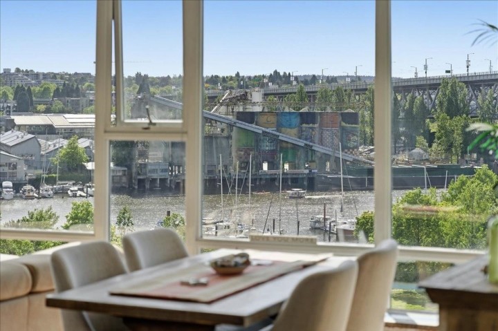 Photo 2 at 803 - 455 Beach Crescent, Yaletown, Vancouver West
