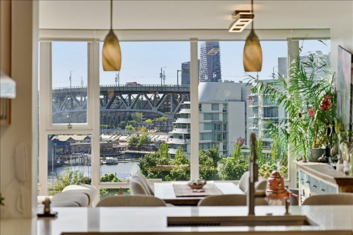 Photo 9 at 803 - 455 Beach Crescent, Yaletown, Vancouver West