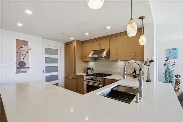 Photo 11 at 803 - 455 Beach Crescent, Yaletown, Vancouver West