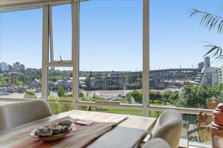 Photo 8 at 803 - 455 Beach Crescent, Yaletown, Vancouver West