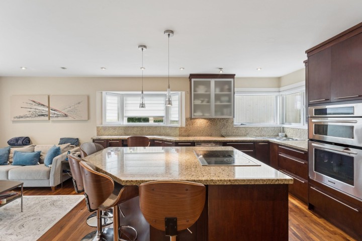 Photo 6 at 4812 Headland Close, Caulfeild, West Vancouver