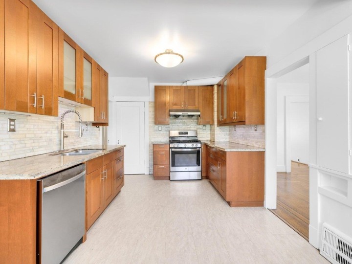 Photo 7 at 2087 E 26th Avenue, Victoria VE, Vancouver East