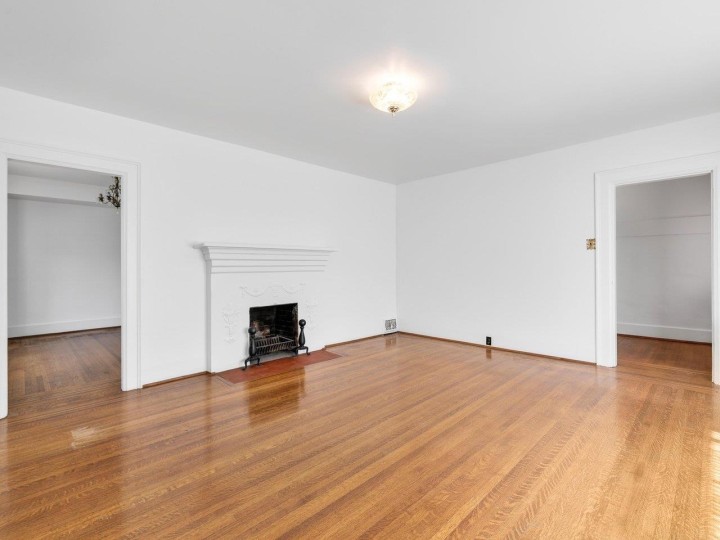 Photo 3 at 2087 E 26th Avenue, Victoria VE, Vancouver East