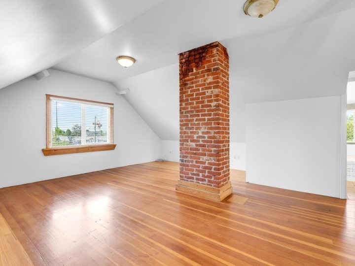 Photo 14 at 2087 E 26th Avenue, Victoria VE, Vancouver East