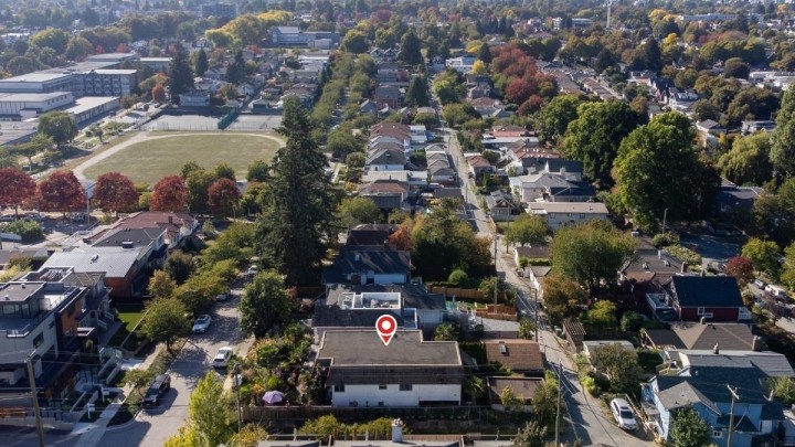 Photo 20 at 659 E 22nd Avenue, Fraser VE, Vancouver East