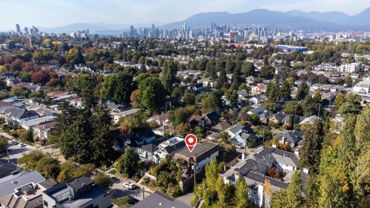 Photo 14 at 659 E 22nd Avenue, Fraser VE, Vancouver East