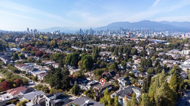 Photo 21 at 659 E 22nd Avenue, Fraser VE, Vancouver East