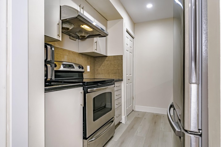 Photo 12 at 1 - 1328 W 73rd Avenue, Marpole, Vancouver West